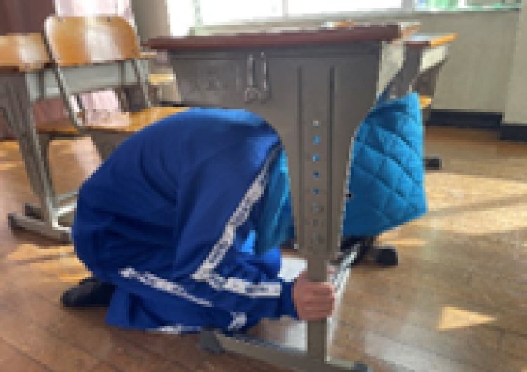 頭を守る5