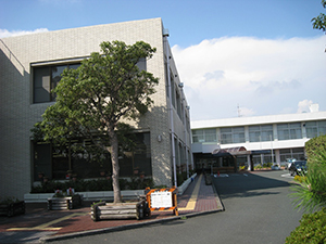 外観：南陽図書館