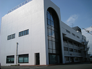 外観：流通元町図書館